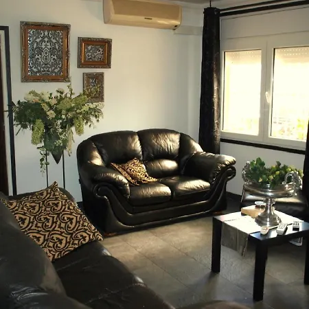 Sleeps 6 With Air Con And Wifi Apartmán Lloret de Mar